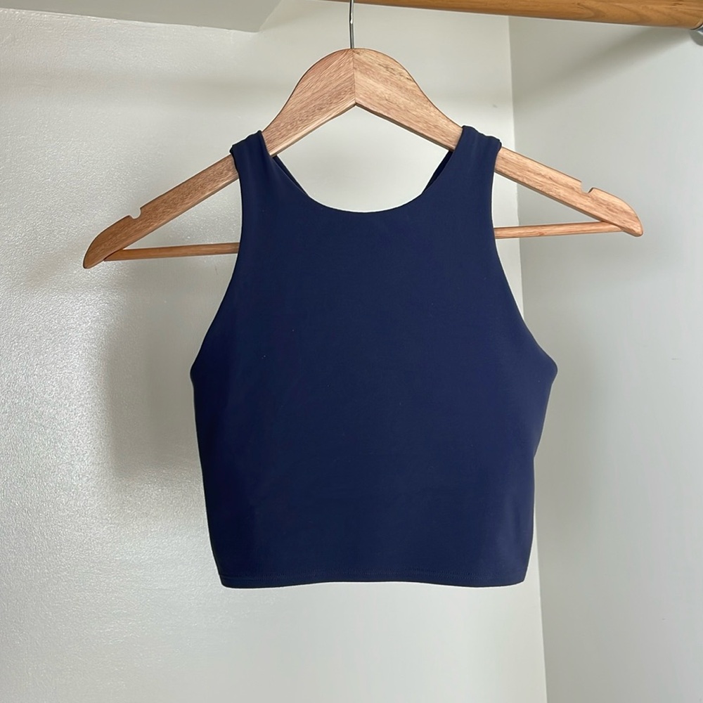 Athleta Crop top with shelf bra
